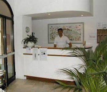 Hotel Giongo Споторно Екстериор снимка