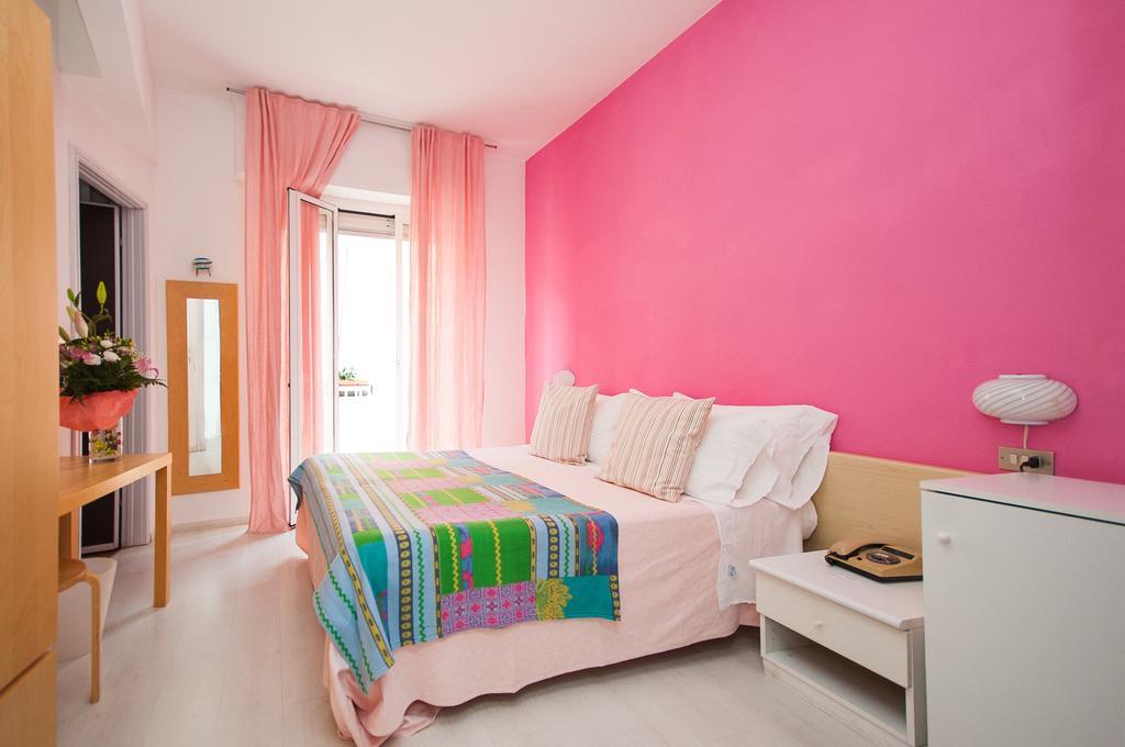 Hotel Giongo Споторно Екстериор снимка